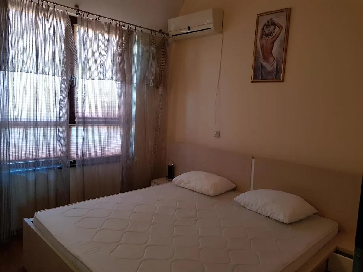 Golden Sands Rentals Apartments 0*, Nisipurile de Aur
