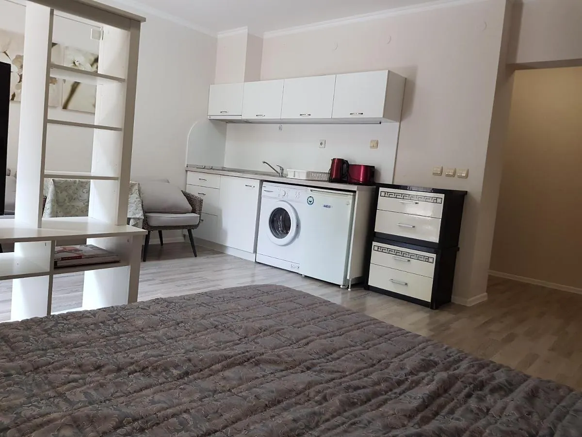 Golden Sands Rentals Apartments 0*, Nisipurile de Aur